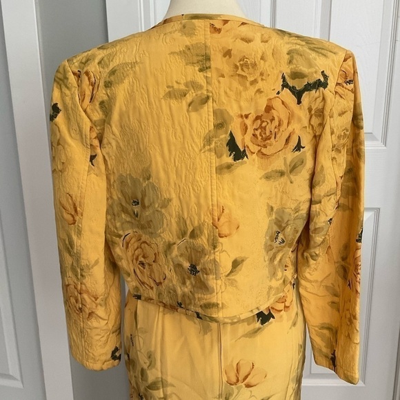 Louis Feraud Yellow Floral Blazer and Dress Set - Picture 6 of 15